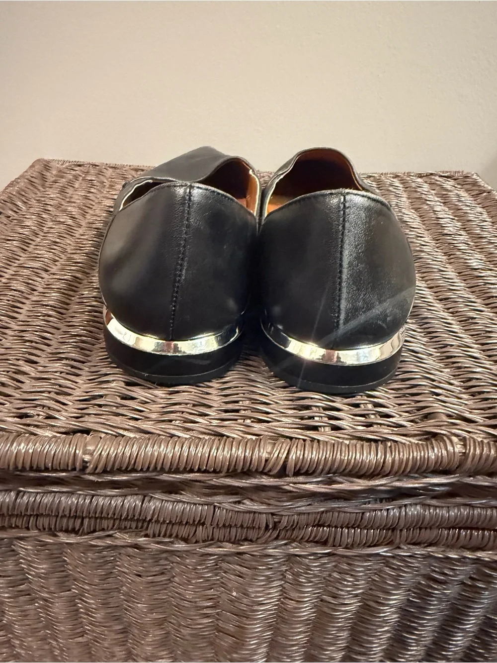 H by Halston sleek pointed